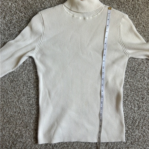 Express Cream Turtle Neck Sweater with Ribbed Texture Neutral Comfy Casual XL - Picture 6 of 6